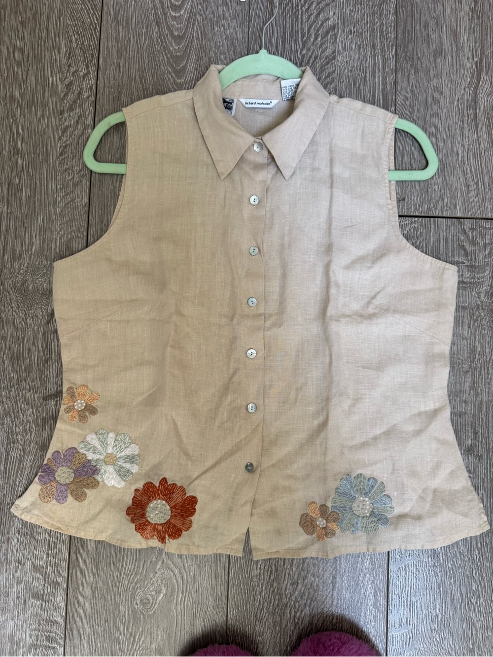 Sleeveless Beige 100% Irish Linen ButtonUp Floral Embroidery Quiet Luxury Beachy